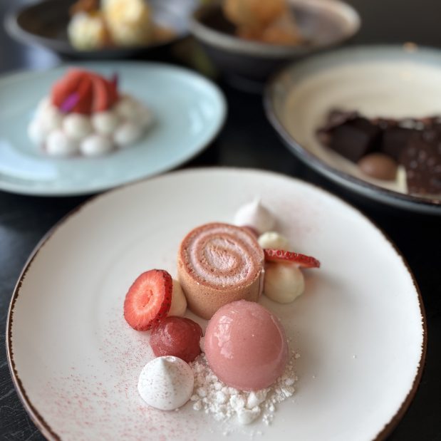 aura restaurant dessert