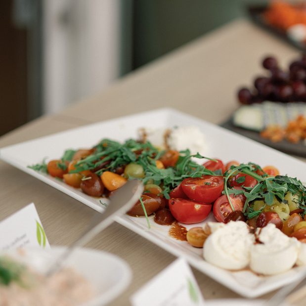 food on buffet, Picture Credit: Wild Candid Collective